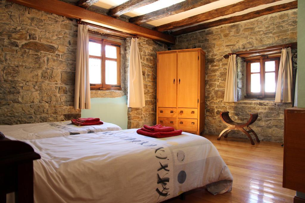 Casa Rural Ardantzena Ardaiz Quarto foto